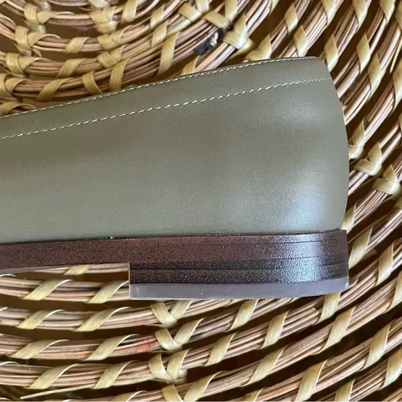 Rockport Women’s Buckle Loafer Sz-9 - Picture 11 of 13